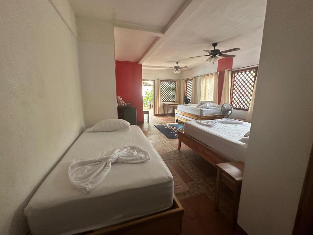Hotel Don Quichotte トルトゥゲーロ エクステリア 写真