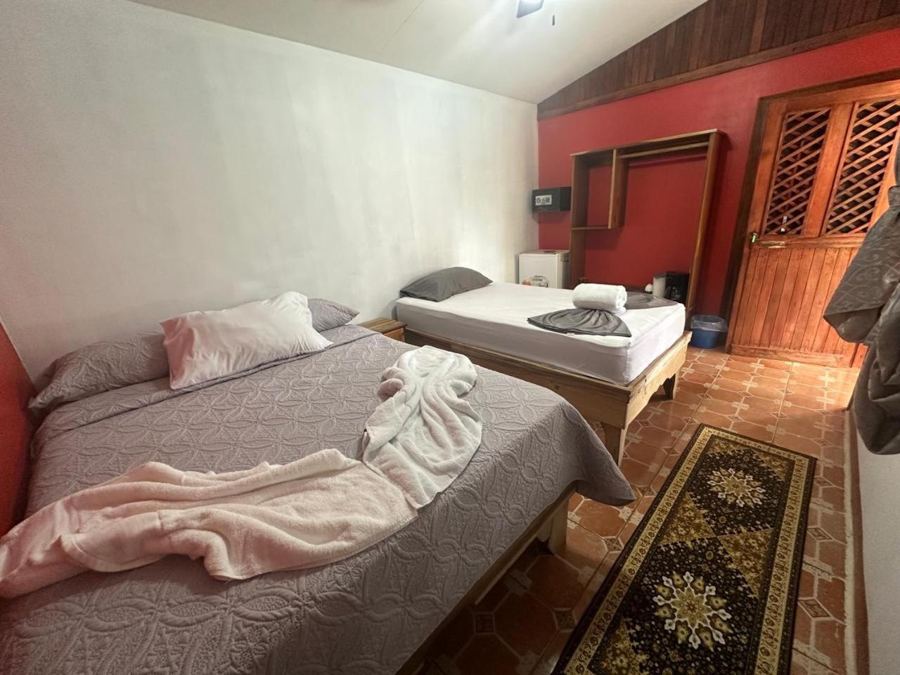 Hotel Don Quichotte トルトゥゲーロ エクステリア 写真